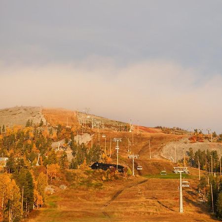 Ski-Inn Pyhaelinna Pyhätunturi Exterior foto